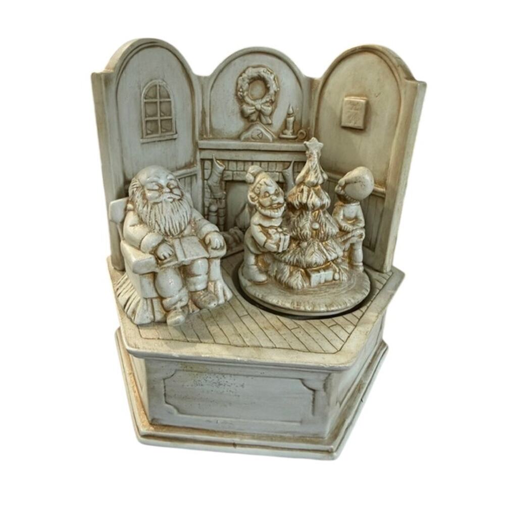 Scioto Molds Christmas Eve w/ Santa Elves & Tree Music Box 7.75" by 7.75"